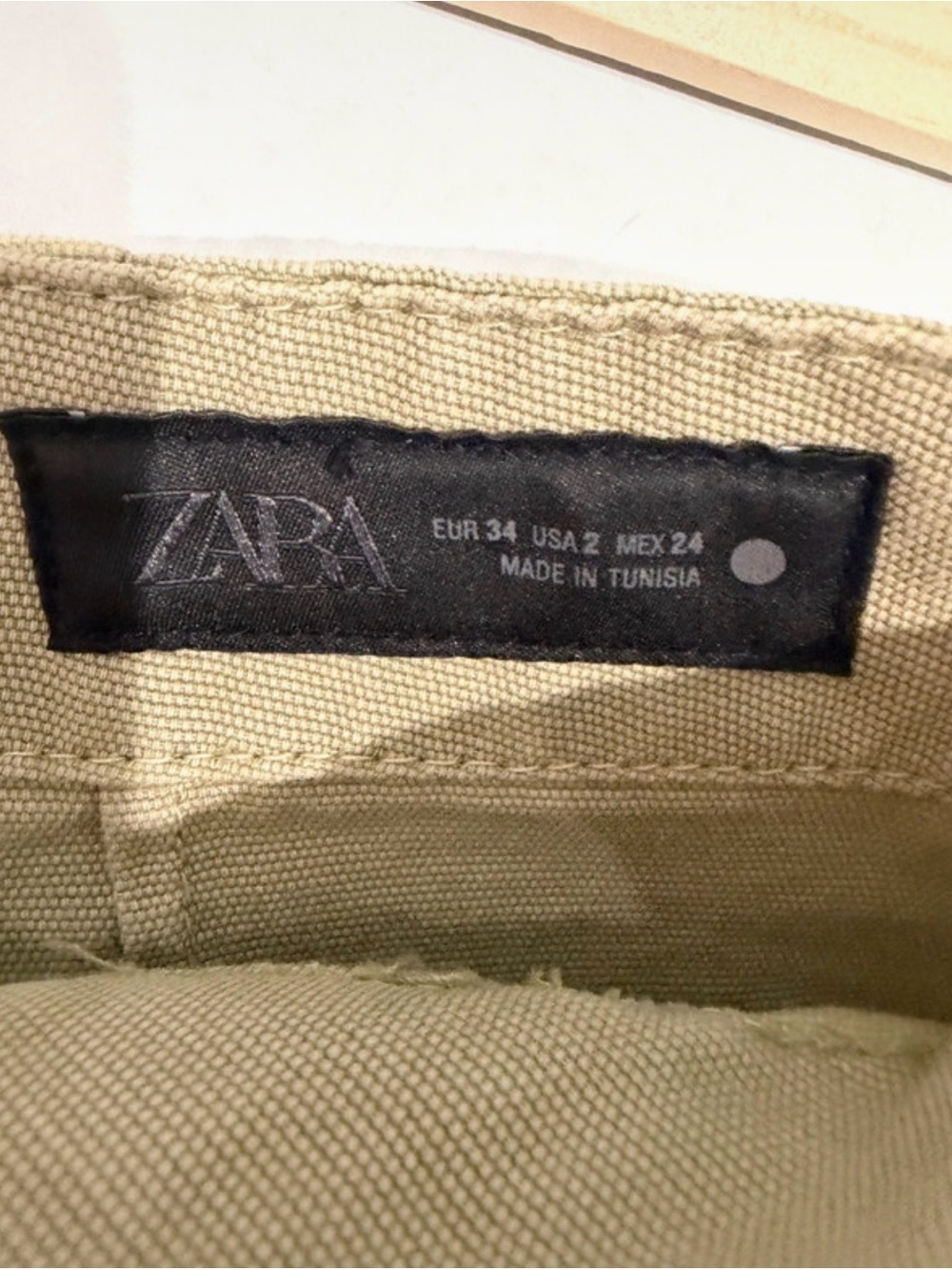 Zara ZW Collection women’s barrel cargo pants - Picture 10 of 12